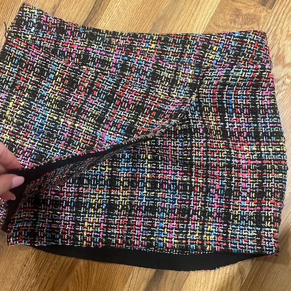 Multi Color Tweed Set - Picture 7 of 8